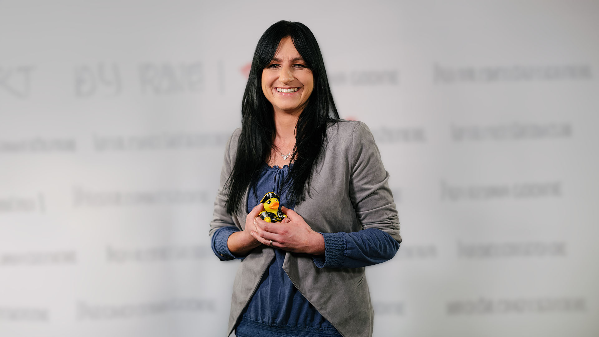 Lada Kovjanić, senior softver inženjerka u mStartu finalistica je izbora „Inženjerka godine“